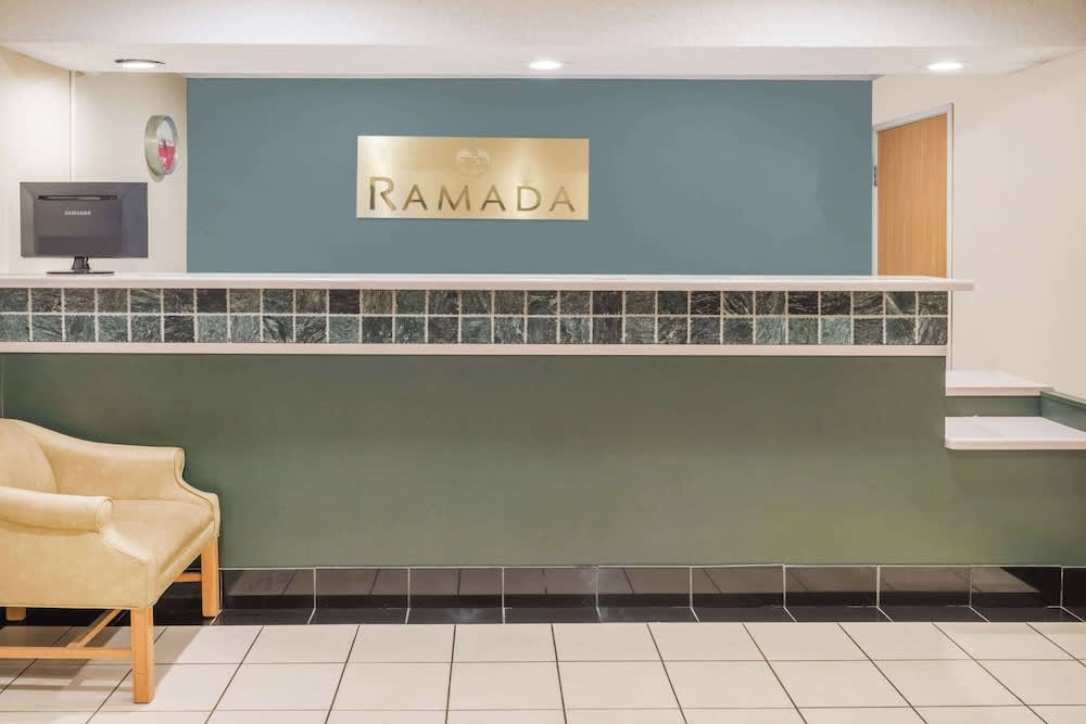 Ramada by Wyndham Columbia 2