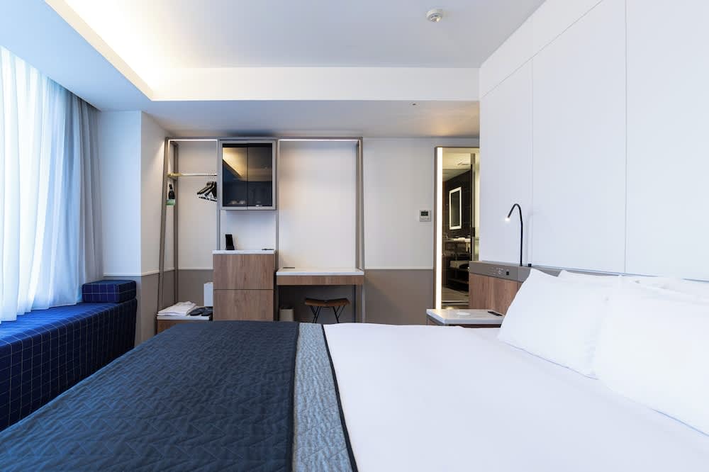 HOTEL THE FLAG Shinsaibashi 1