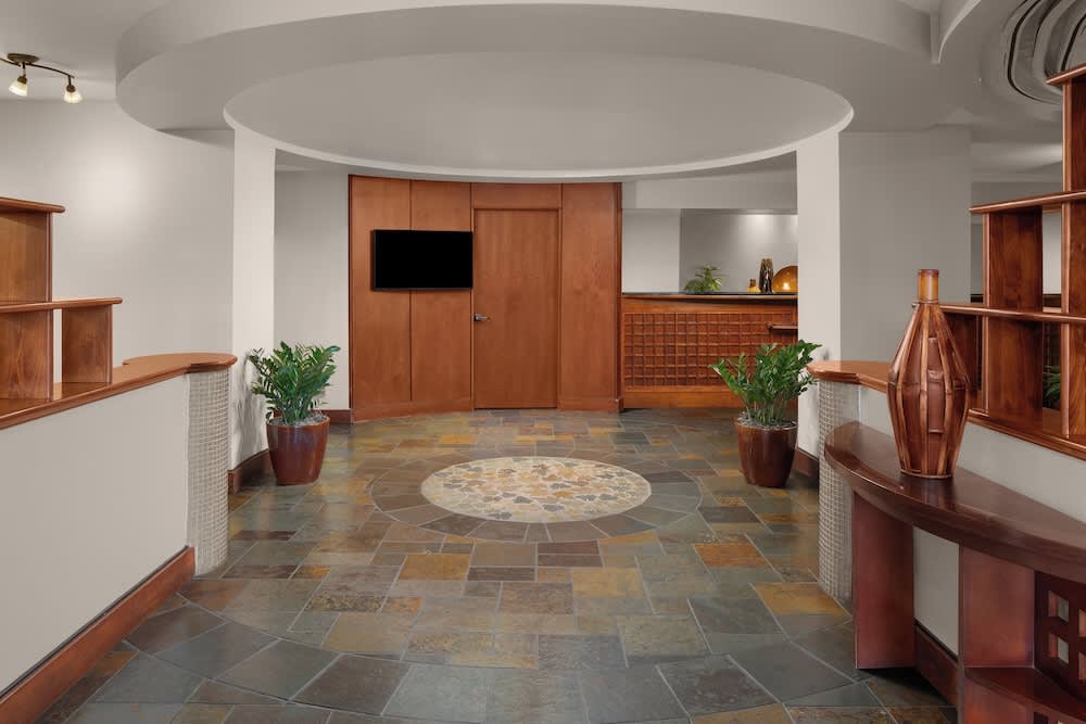 Larkspur Landing Extended Stay Suites Bellevue 1