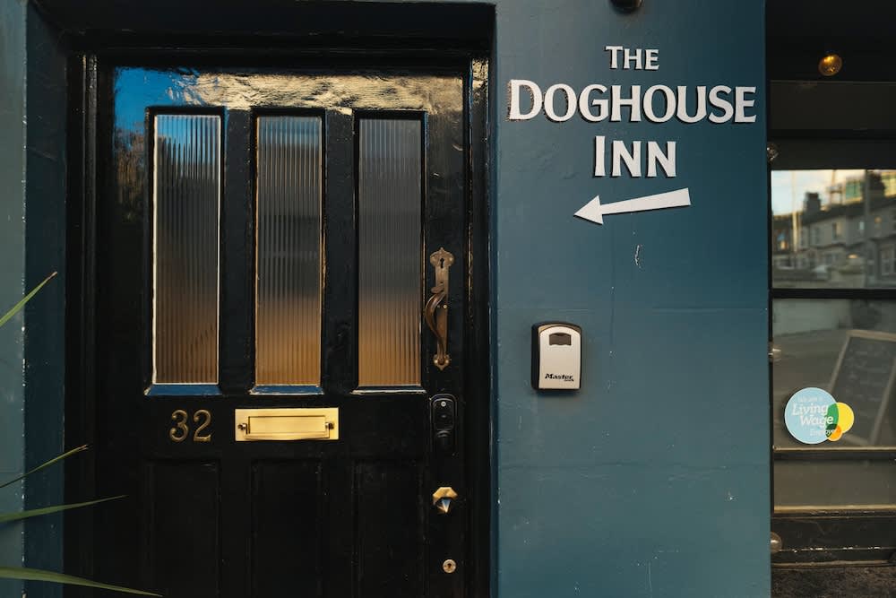 The Doghouse Inn 1