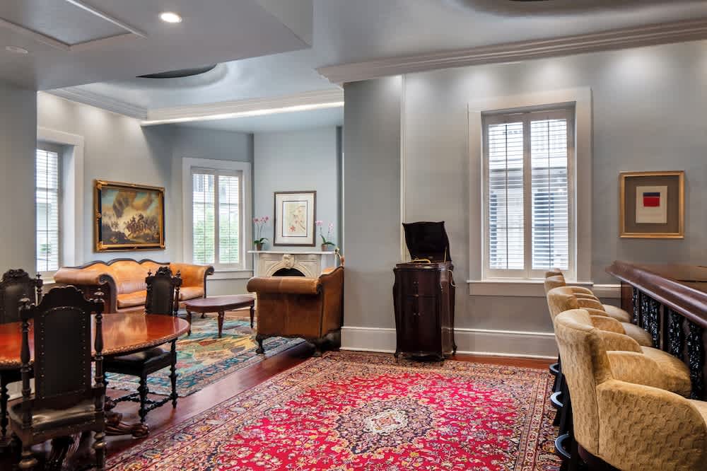 New Orleans Courtyard Hotel by the French Quarter 3