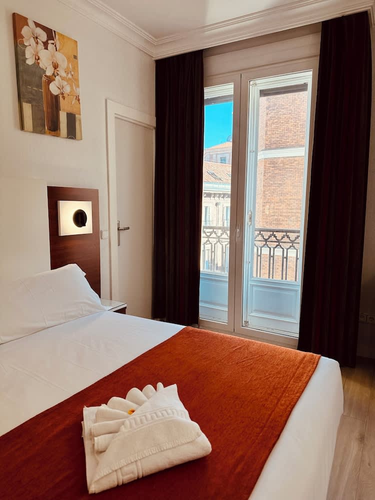 Hostal Sol Square Madrid 5