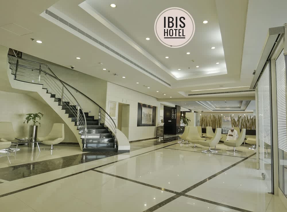 ibis Muscat 2