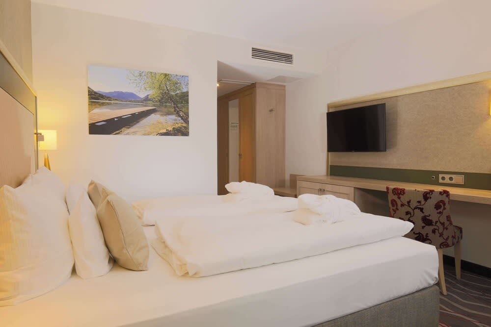 Hotel Bayerischer Hof Miesbach, BW Premier Collection 5