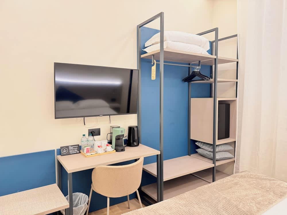 HoneyComb GuestHouse 2