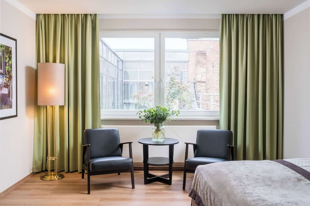 Best Western Plus Hotel Excelsior 5