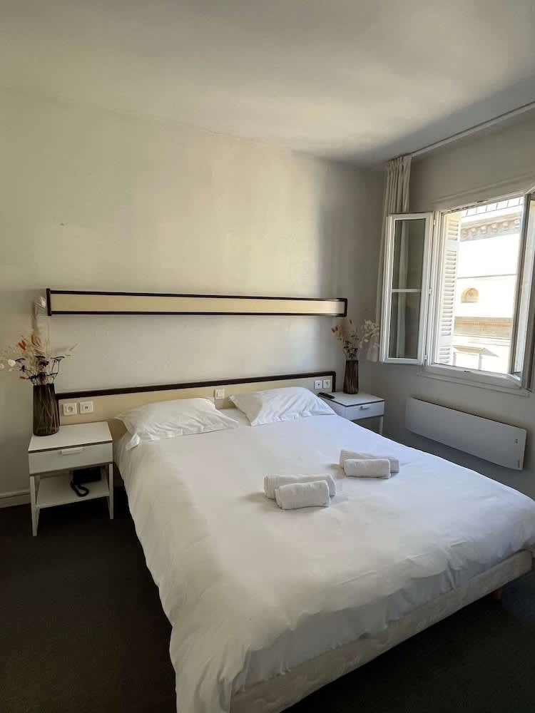 Hotel Des Grands Hommes - Bordeaux Centre 1