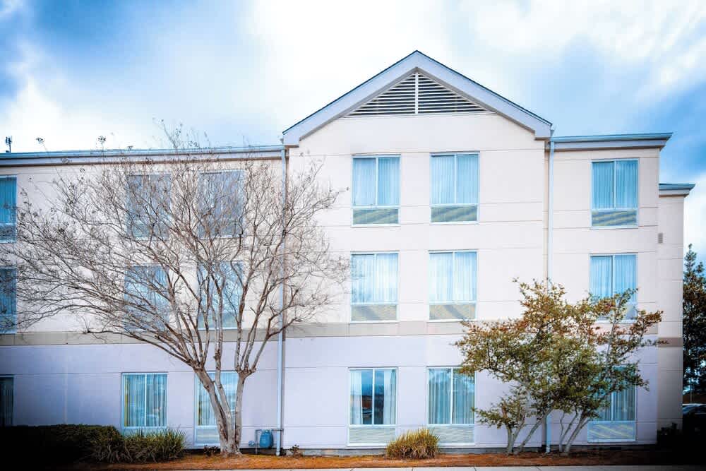 Wyndham Garden New Orleans Airport 1