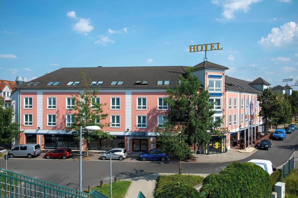 Best Western Premier Airporthotel Berlin 1