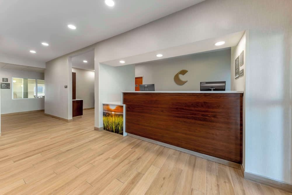 Comfort Inn & Suites Oklahoma City North - Quail Springs 2
