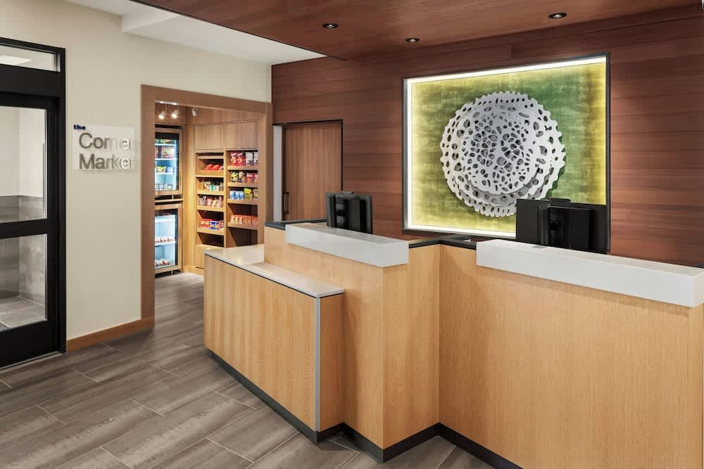 Fairfield by Marriott Inn & Suites Cedar Rapids North 2
