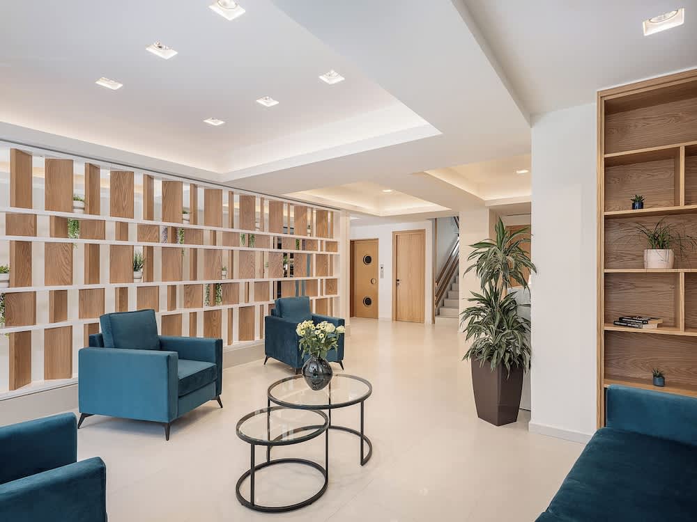 Miss Marrone City Hotel 2