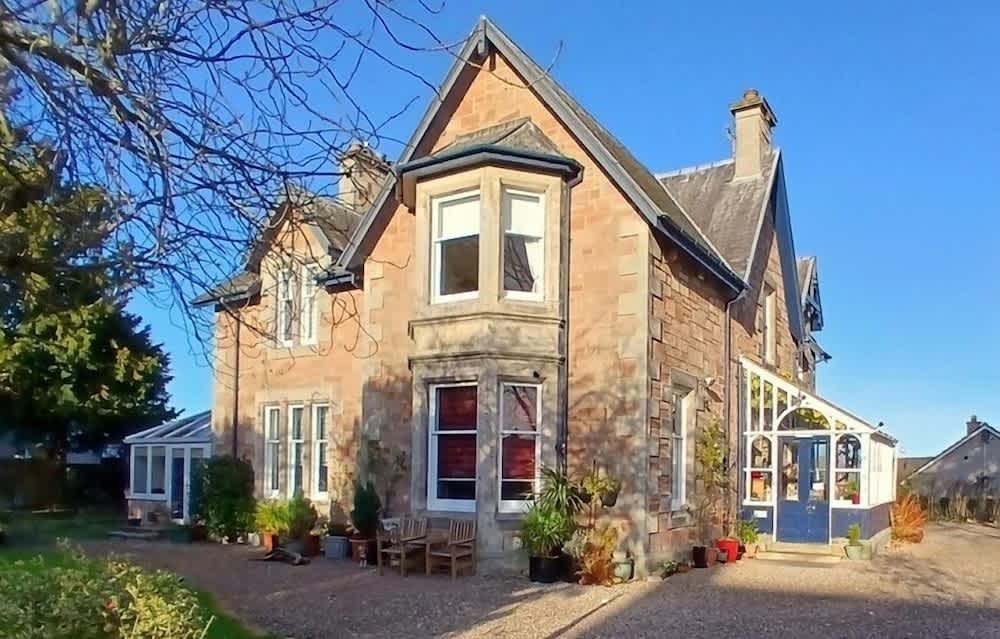 Trafford Bank Guest House 1