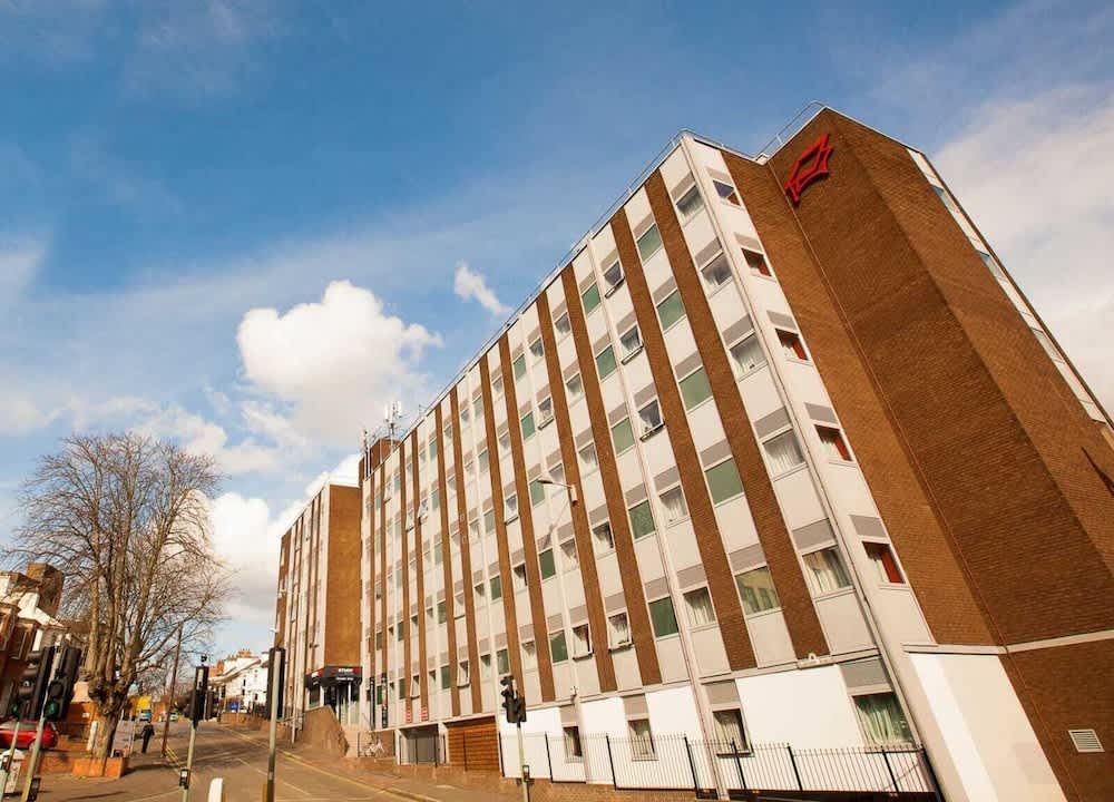 Student Only Clarendon Street 1