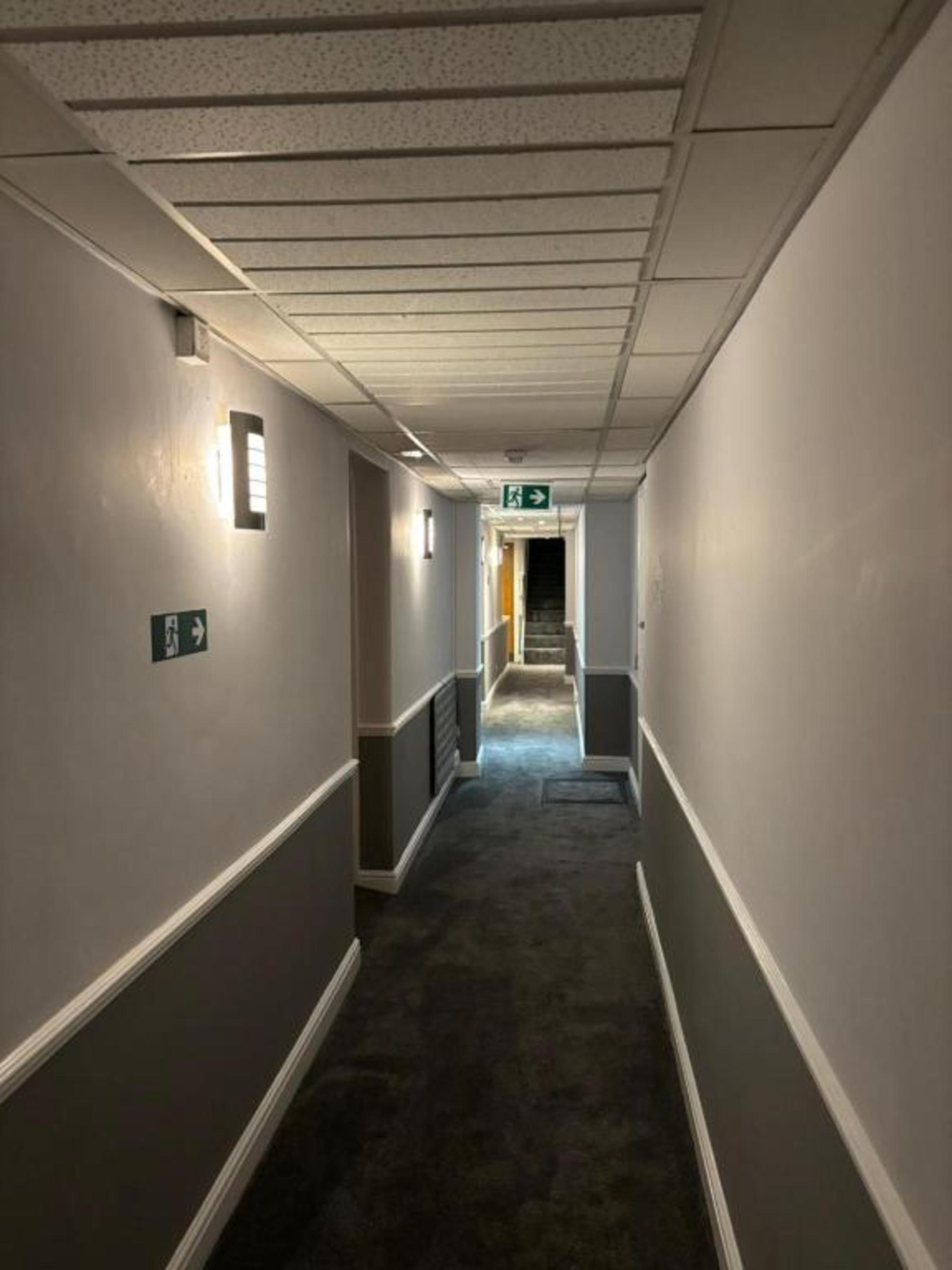 Dancenter East Midlands Airport 2