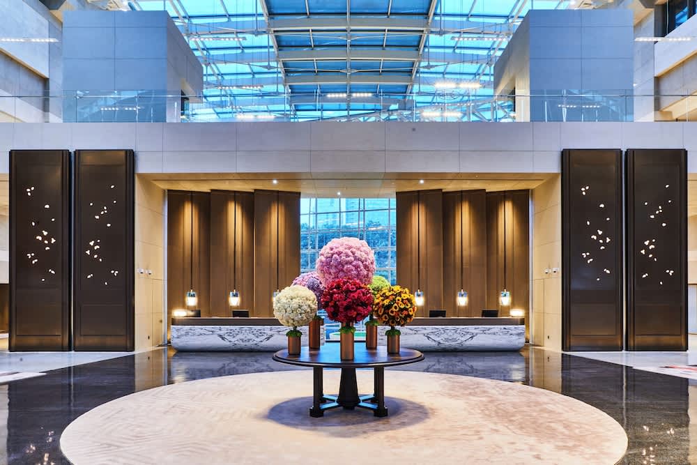 Hyatt on the Bund Shanghai - a Grand Hyatt hotel, most centrally located at HuangPu river banks in downtown 2