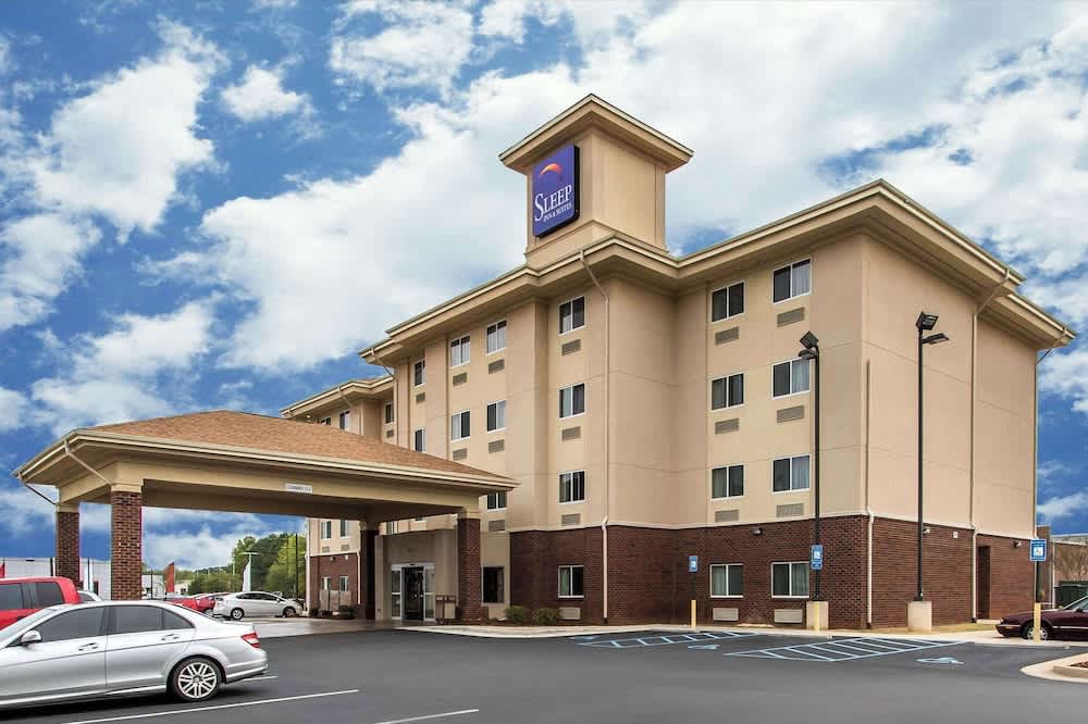 Sleep Inn & Suites Huntsville near US Space & Rocket Center 1
