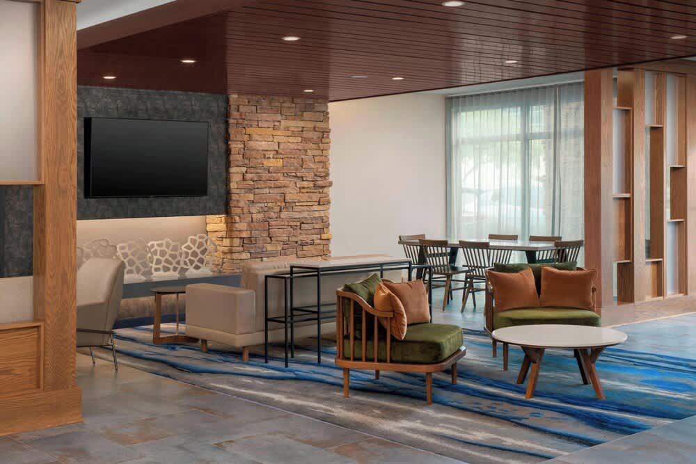 Fairfield Inn & Suites by Marriott New Orleans Metairie 2