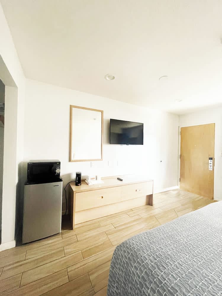 Rodeway Inn Civic Center 1