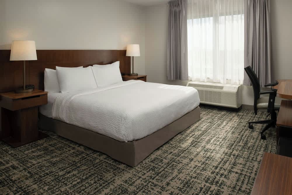 Fairfield Inn & Suites by Marriott Tampa Westshore/Airport 5