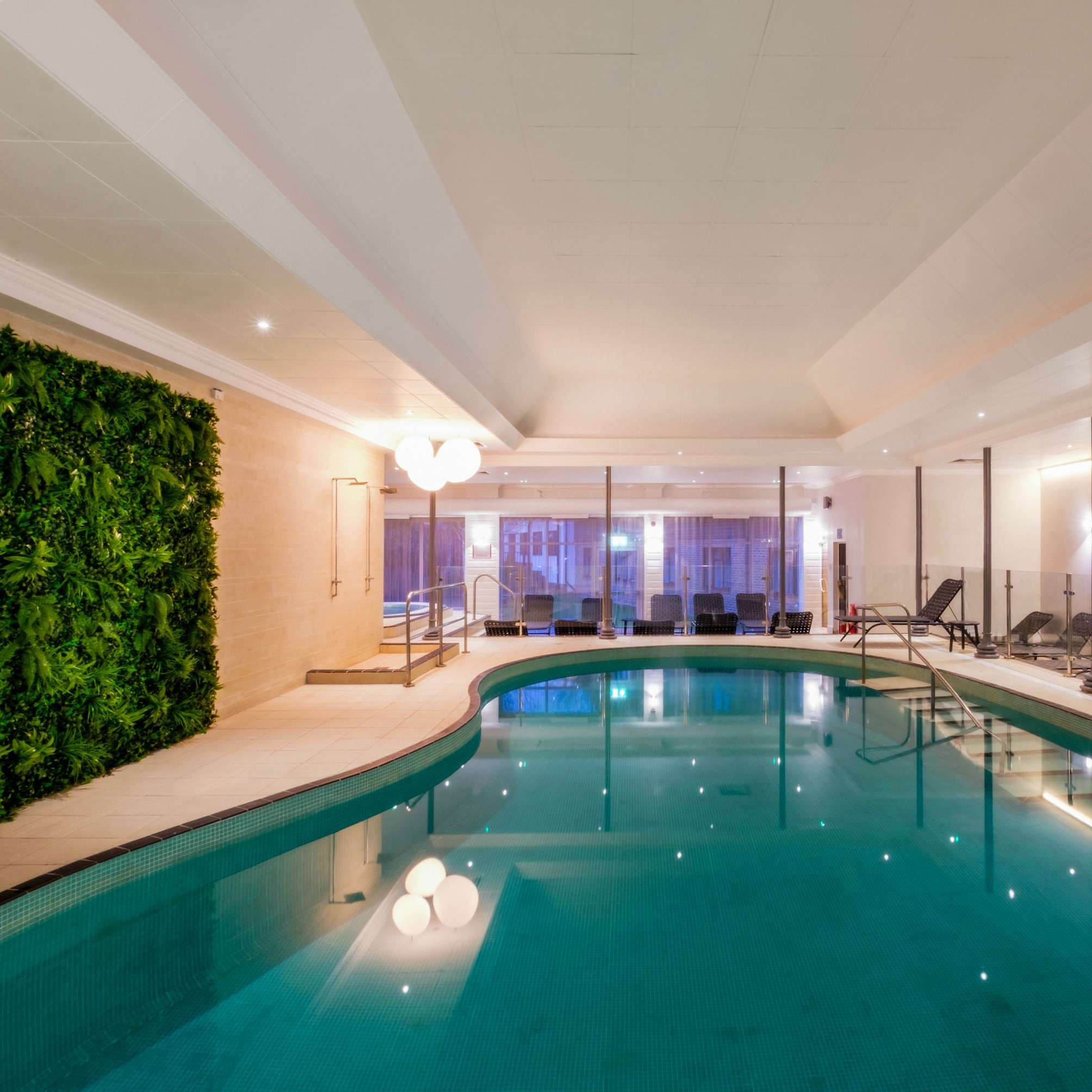 Elite Venue Selection Felbridge - Gatwick 4