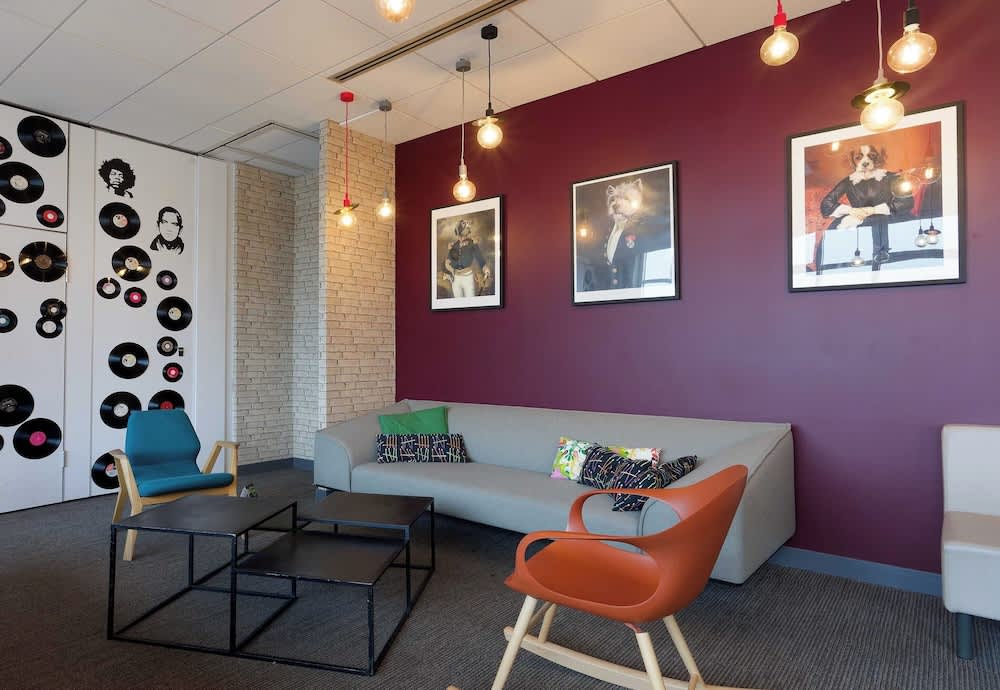 B&B HOTEL Reims Centre Erlon 5