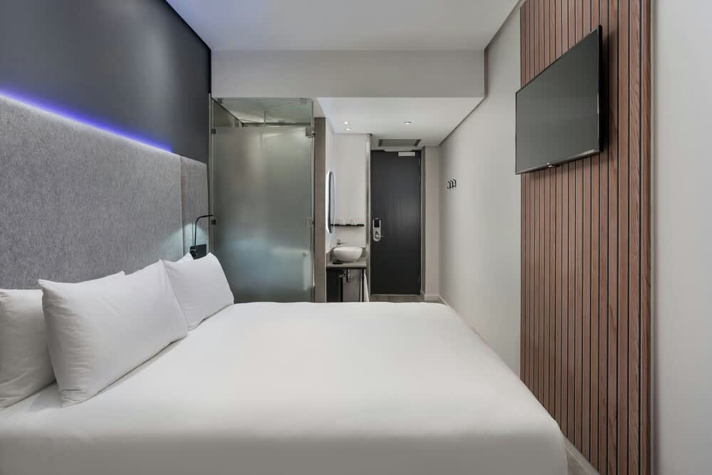 Protea Hotel Fire & Ice by Marriott Cape Town 5