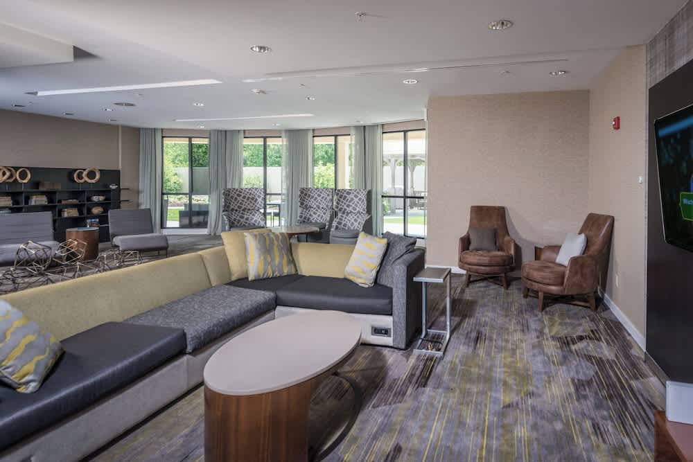 Courtyard Bangor 2