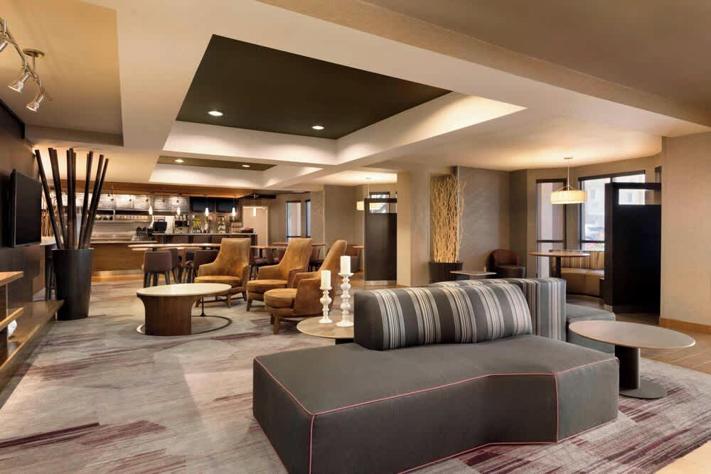 Courtyard by Marriott Bloomington Normal 1