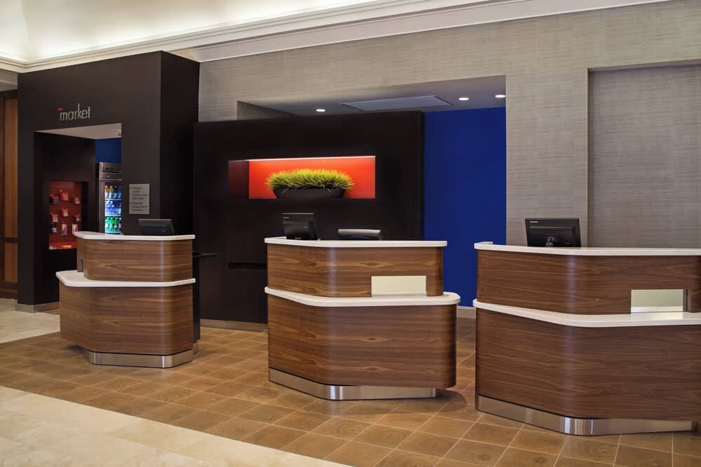 Courtyard by Marriott Baltimore Downtown Inner Harbor 2