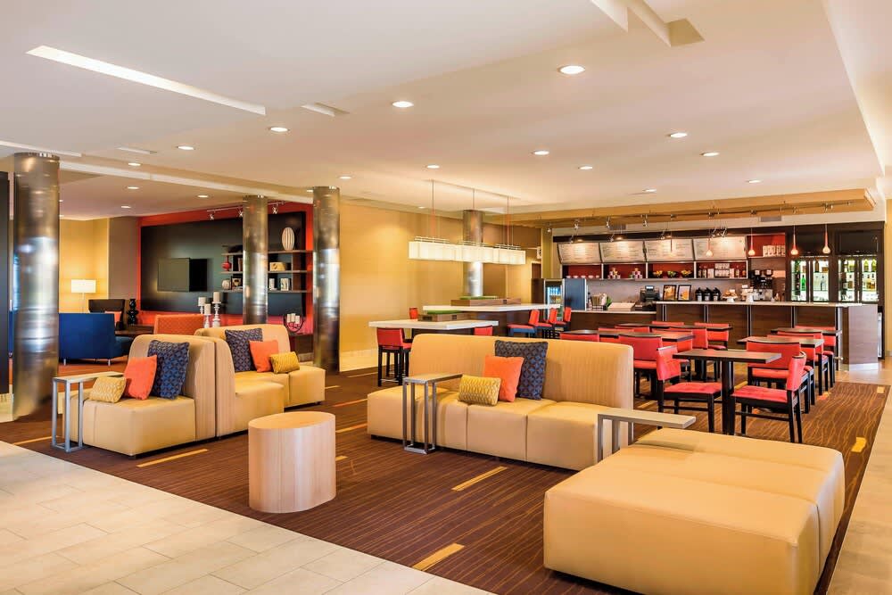 Courtyard by Marriott Kalamazoo Portage 1