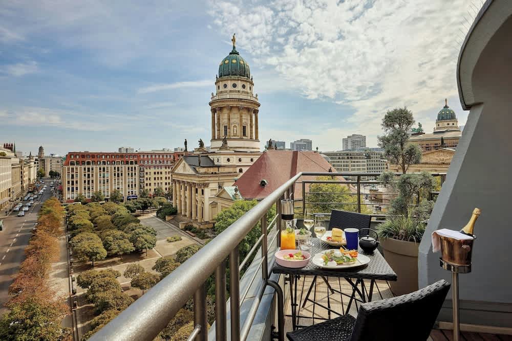 Hotel Luc, Autograph Collection 4