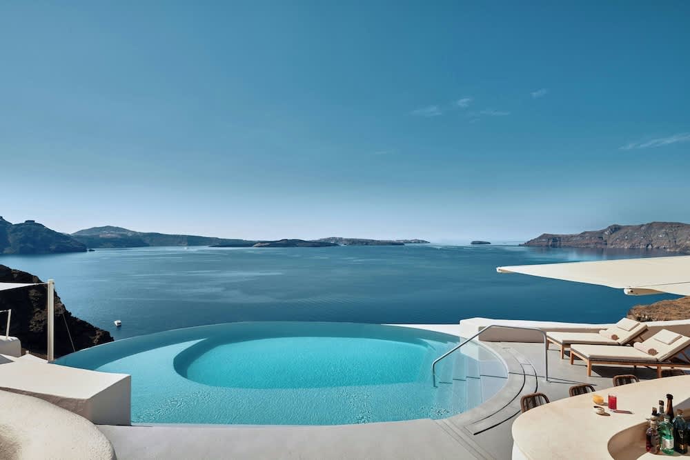 Mystique, a Luxury Collection Hotel, Santorini 1