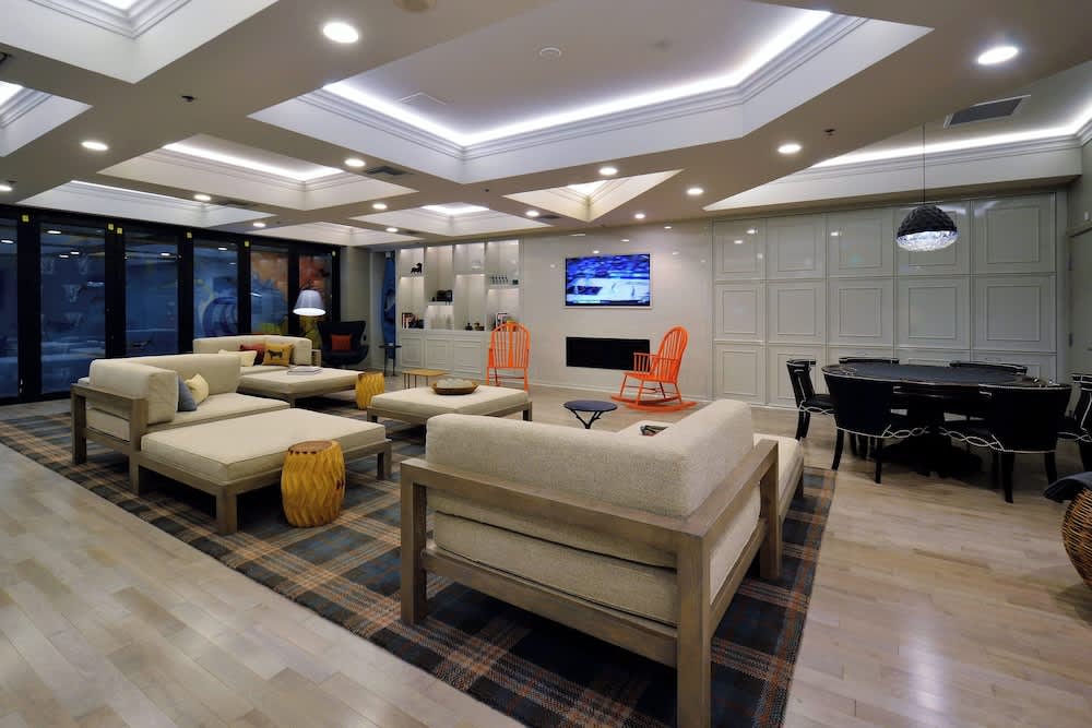 Renaissance Reno Downtown Hotel & Spa 2