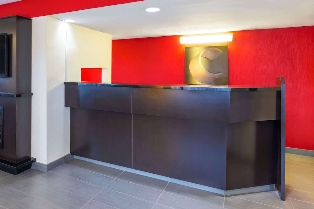 Comfort Inn Pickering 2