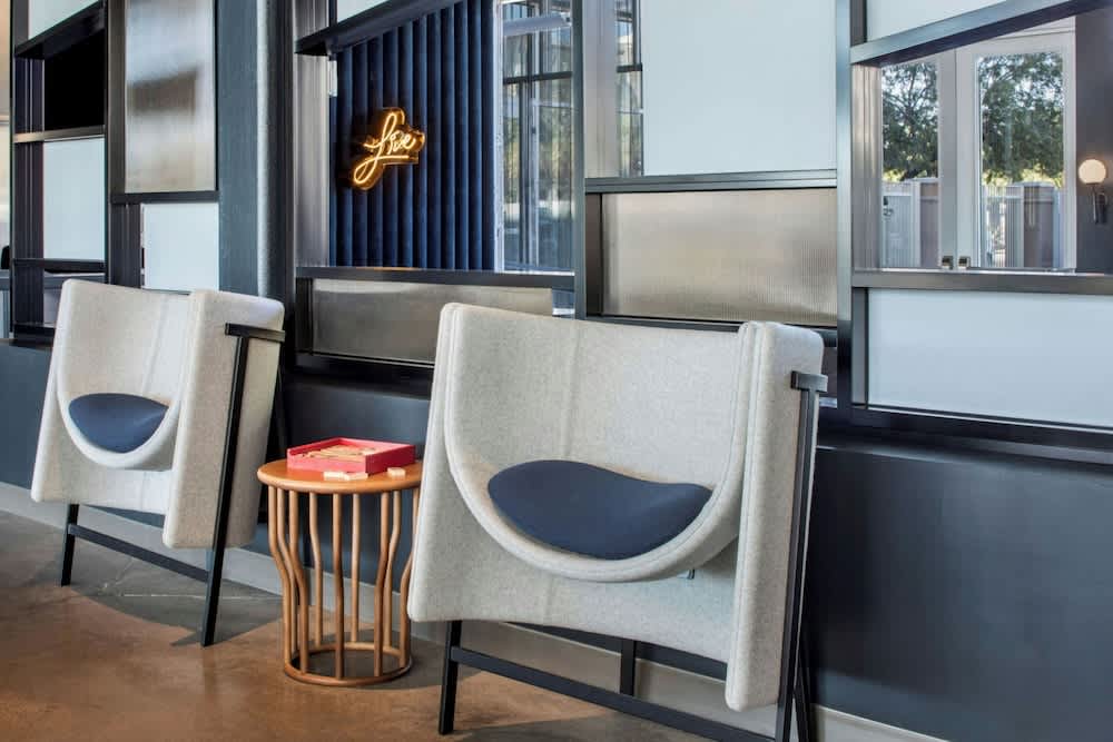 Aloft Phoenix Airport 3