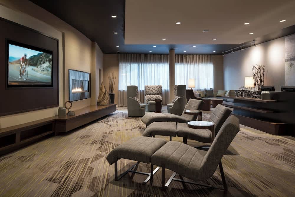 Courtyard by Marriott Glenwood Springs 5