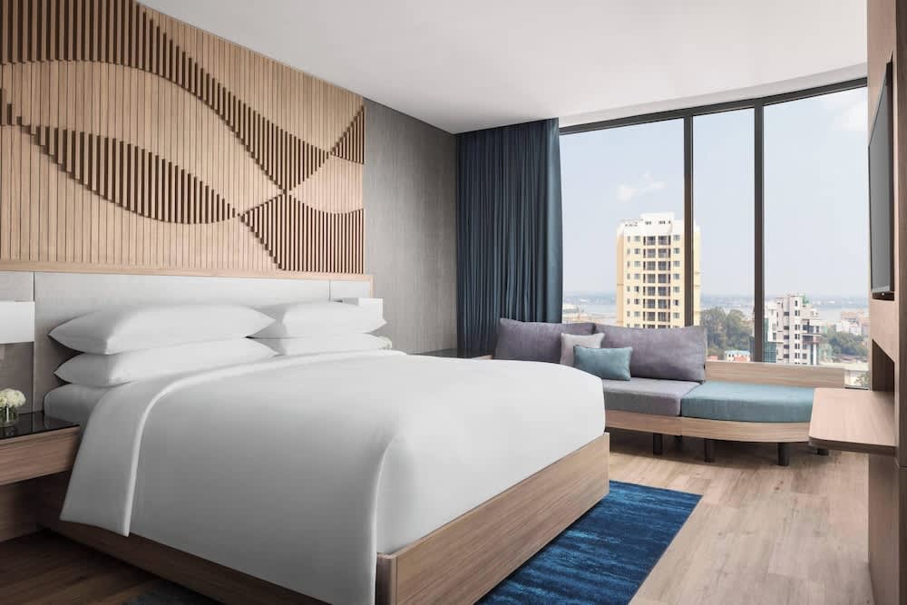 Courtyard by Marriott Phnom Penh 5