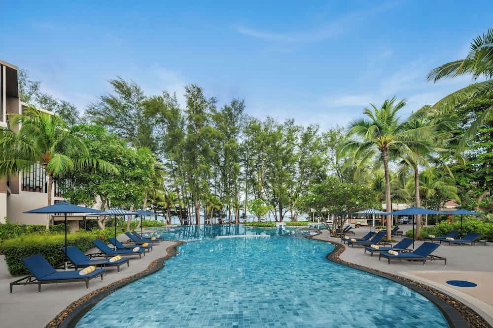 Le Méridien Phuket Mai Khao Beach Resort 1