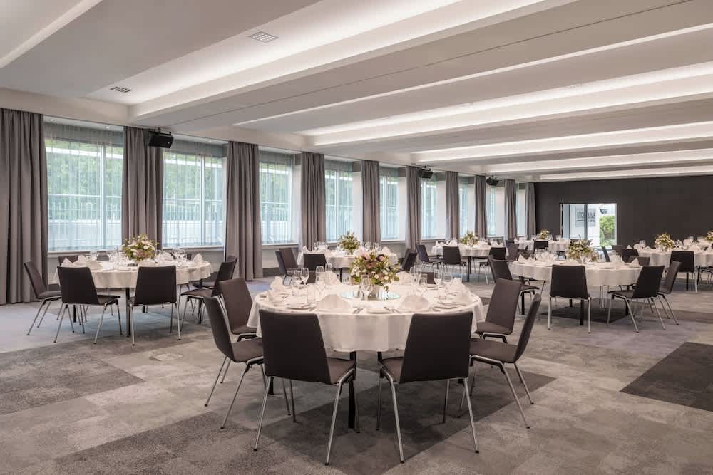 Courtyard by Marriott Linz 3