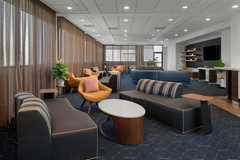 Courtyard by Marriott Cypress Anaheim / Orange County 2