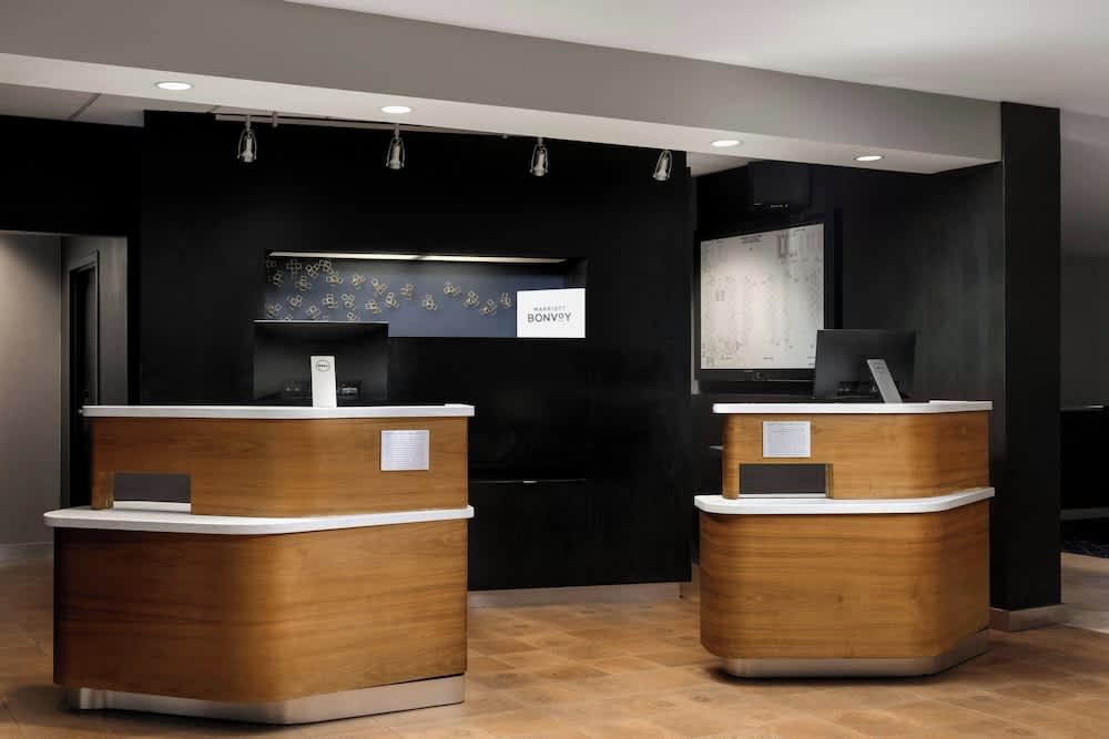 Courtyard by Marriott Denver Central Park 3