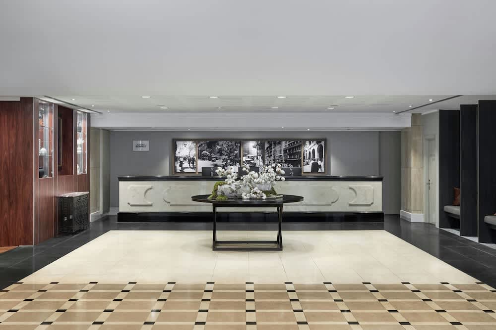 Melbourne Marriott Hotel 2