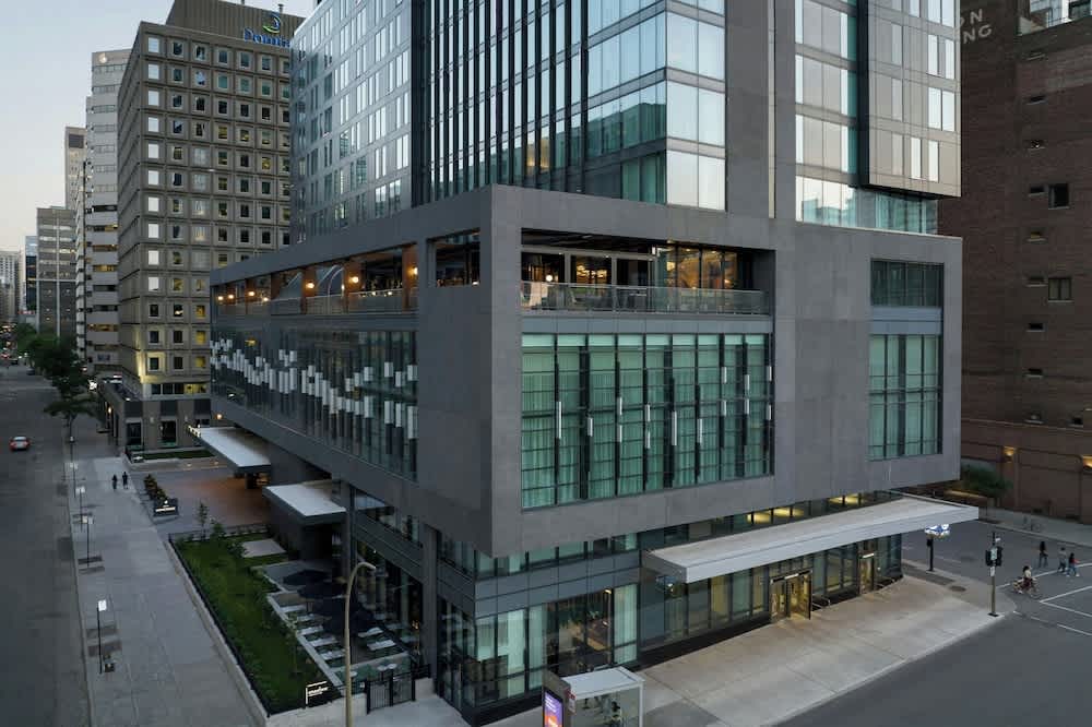 HONEYROSE Hotel, Montreal, a Tribute Portfolio Hotel 1