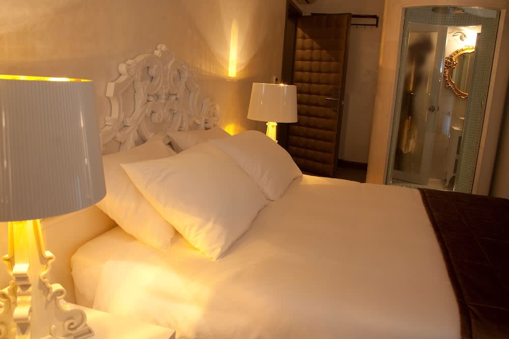 Hypnos Design Hotel 5