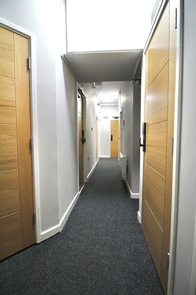 NE1 City Studios & Apartments 2
