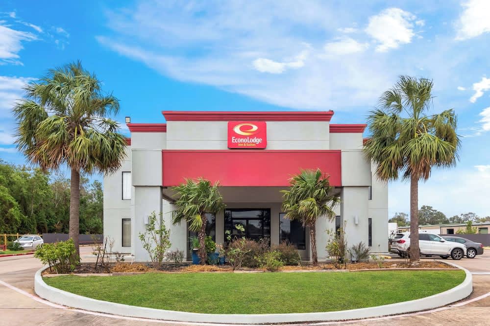 Econo Lodge Inn & Suites Channelview - Houston East 1