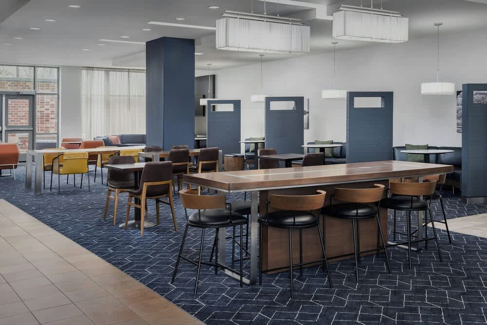 Courtyard by Marriott Muncie at Horizon Convention Center 2