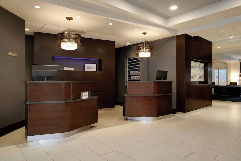 Courtyard Worcester 2