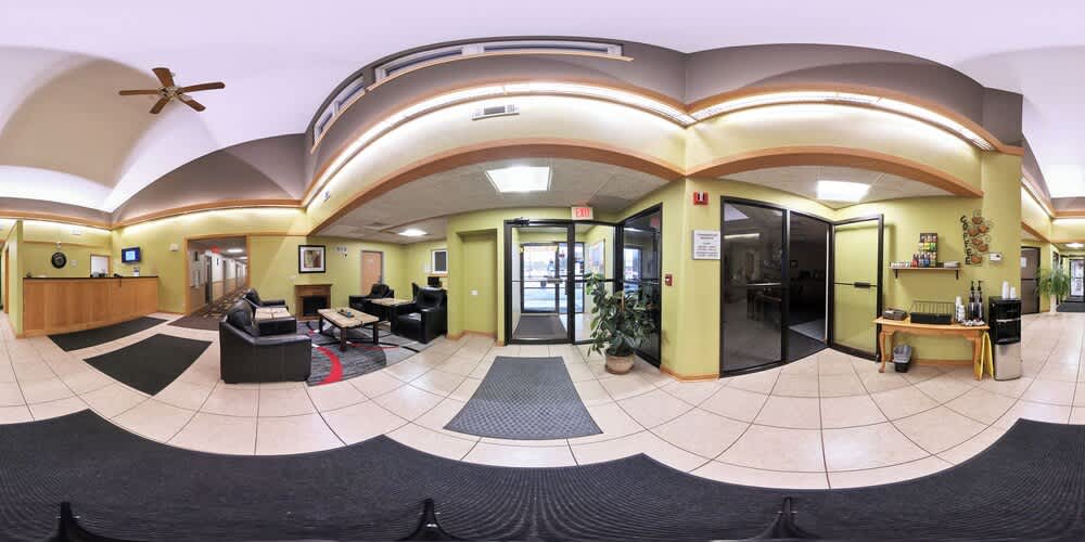 Coratel Inn and Suites By Jasper River Falls 3